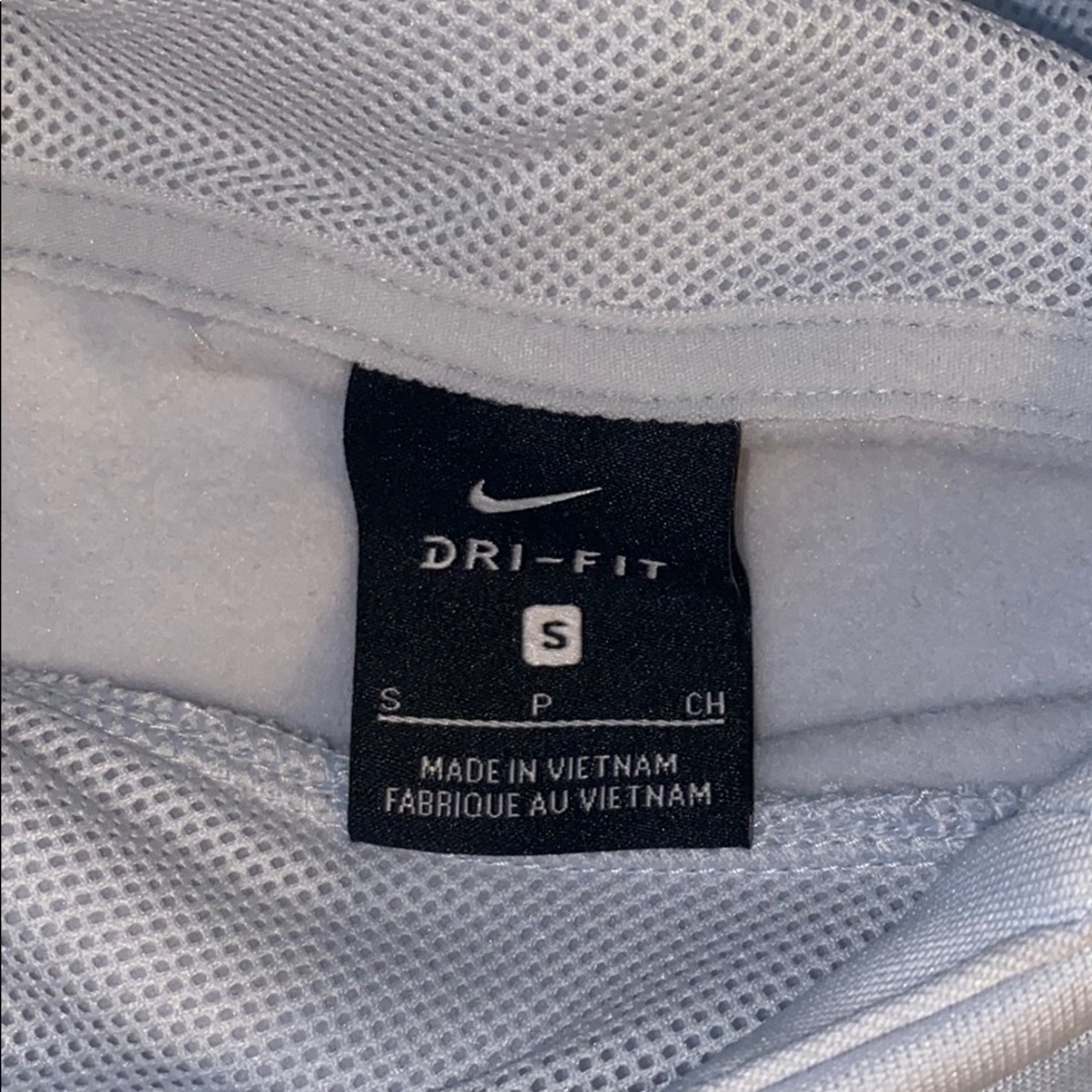 Nike Dri-Fit Hoodie - Picture 5 of 8